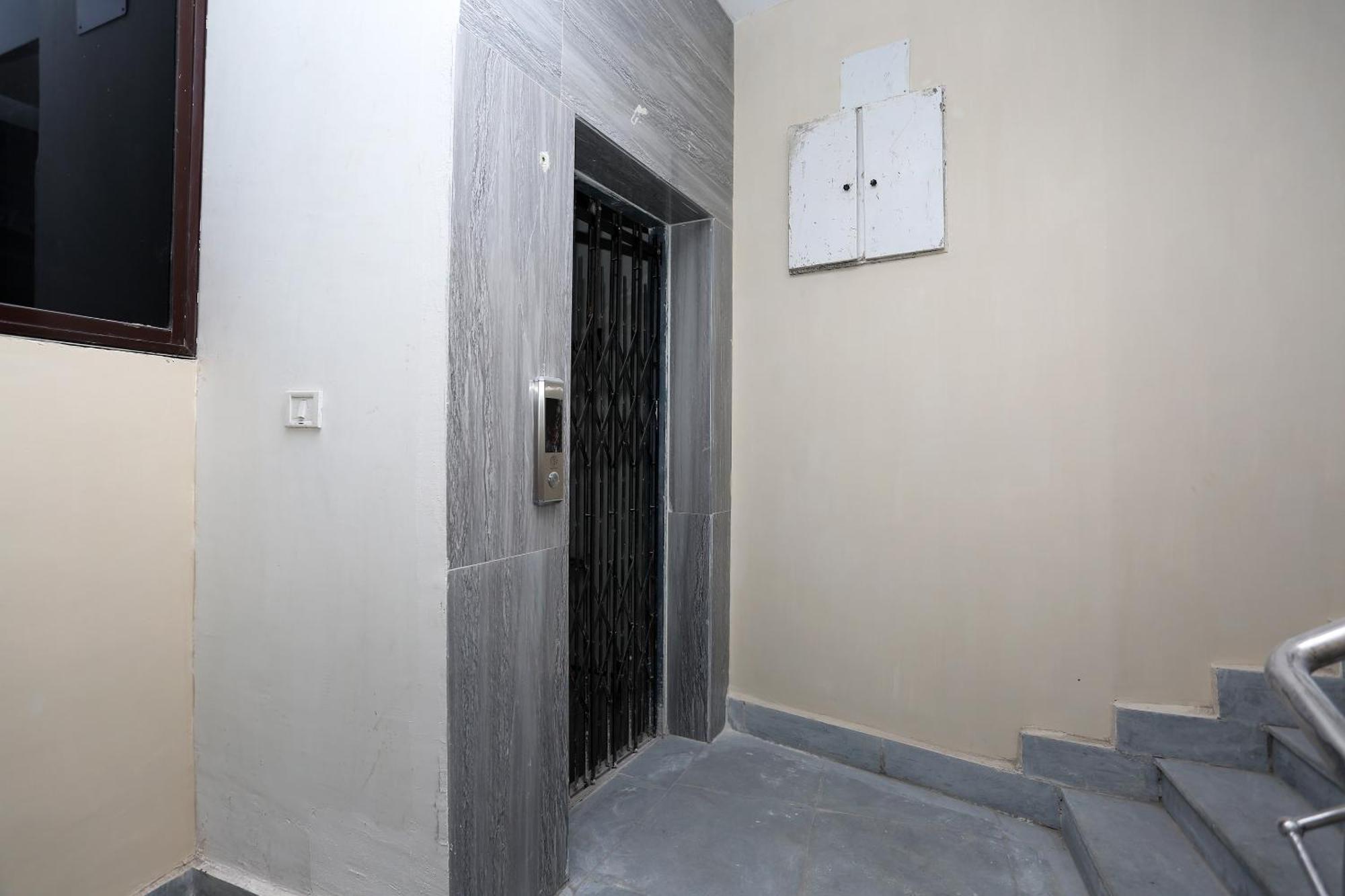 Oyo Flagship 11549 Crystal Inn Jamshedpur Luaran gambar