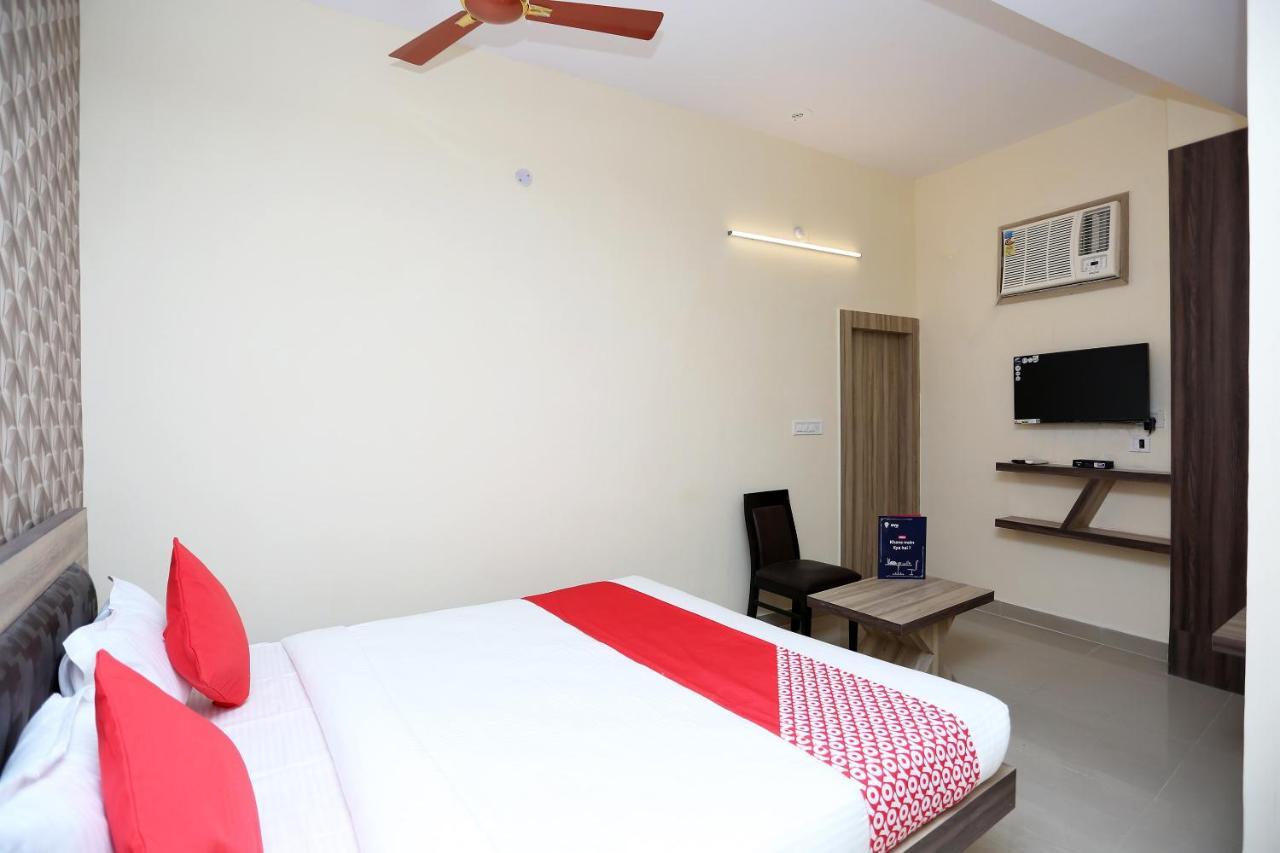 Oyo Flagship 11549 Crystal Inn Jamshedpur Luaran gambar