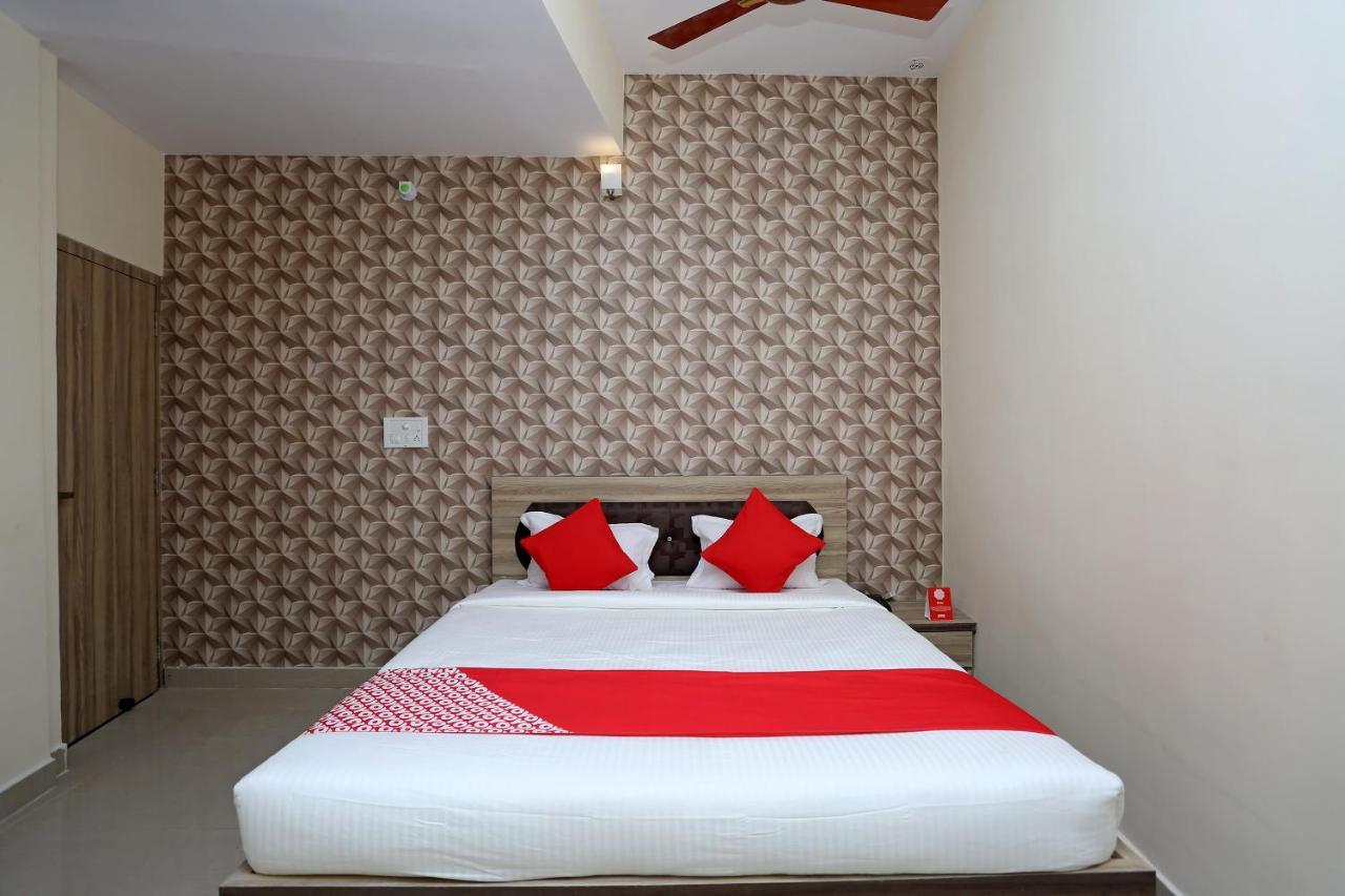 Oyo Flagship 11549 Crystal Inn Jamshedpur Luaran gambar